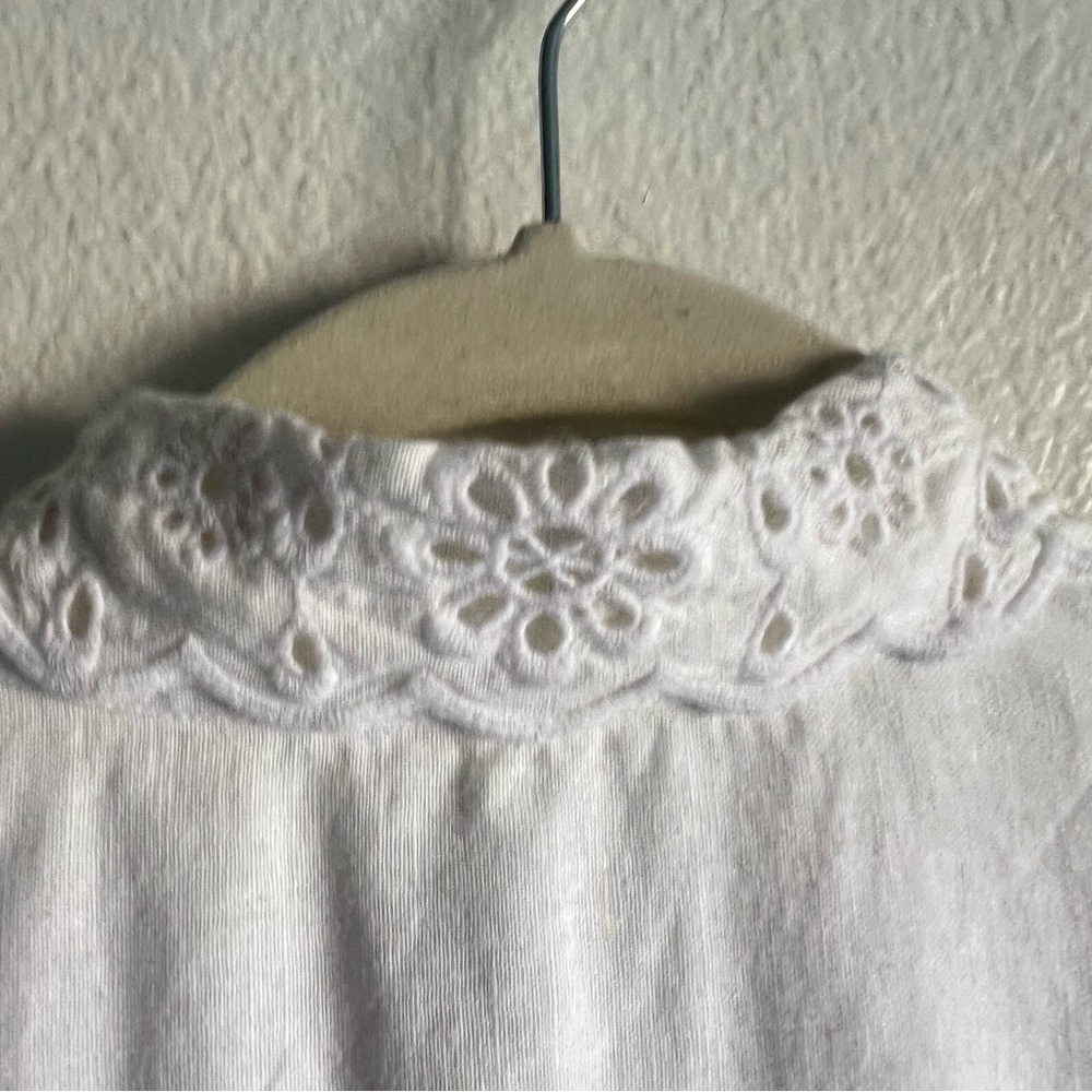 Ann Taylor Elegant White Eyelet Blouse Classic Size M NWT - Picture 10 of 15